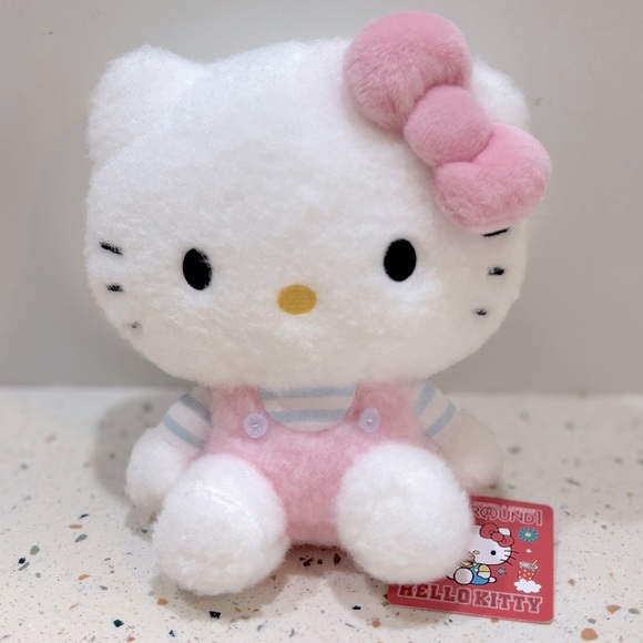 Hello Kitty Wool Plush - Pink Overalls and Bow - Picture 2 of 10